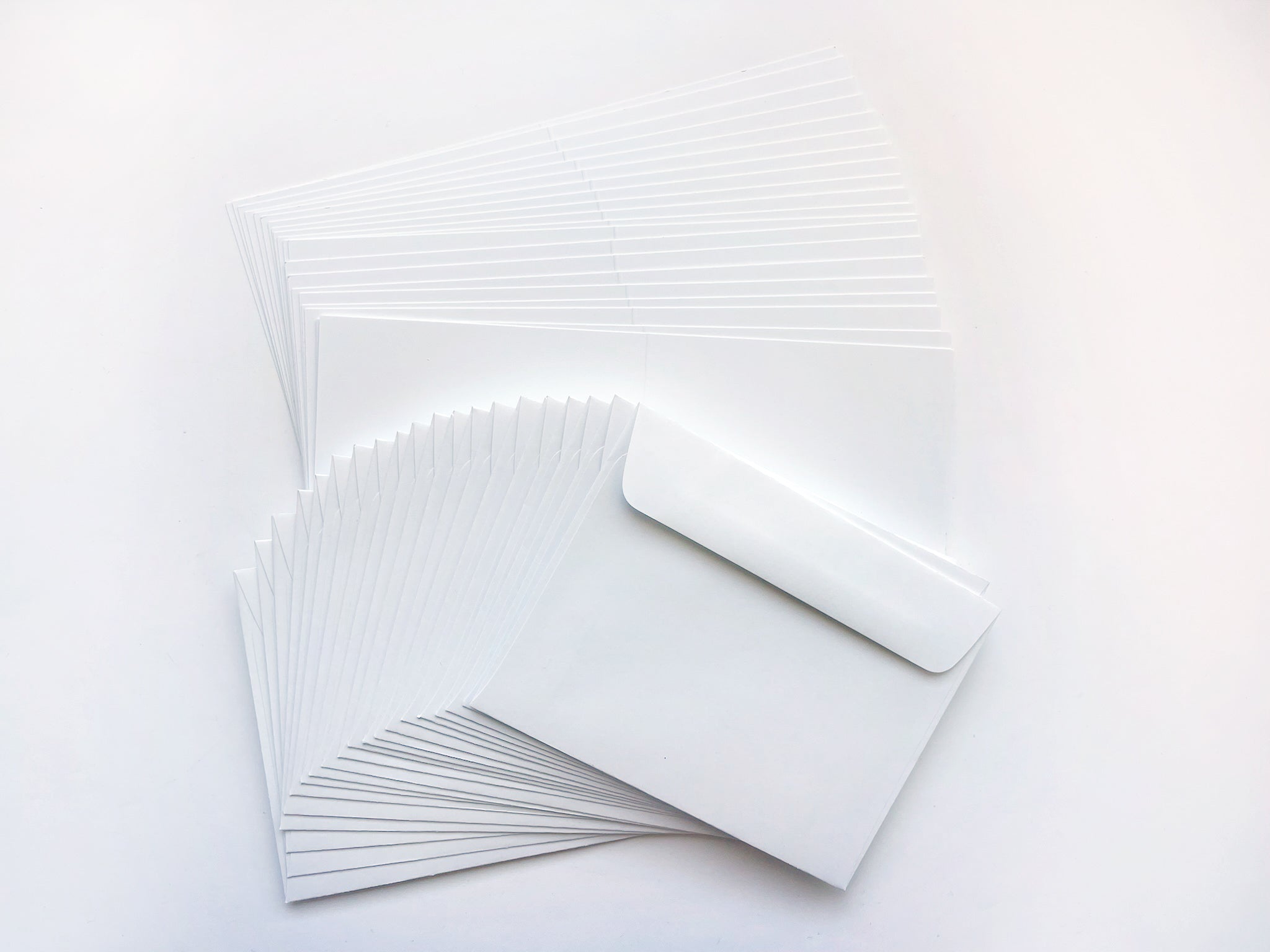 Set of White Cards Various Sizes 